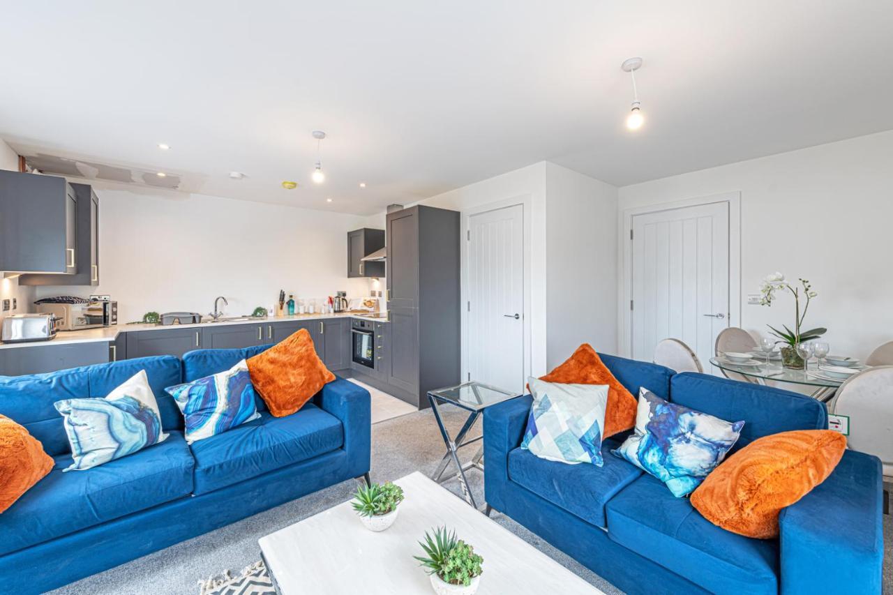 Gospel Heights Luxury Apartments With Parking Heswall Exteriér fotografie