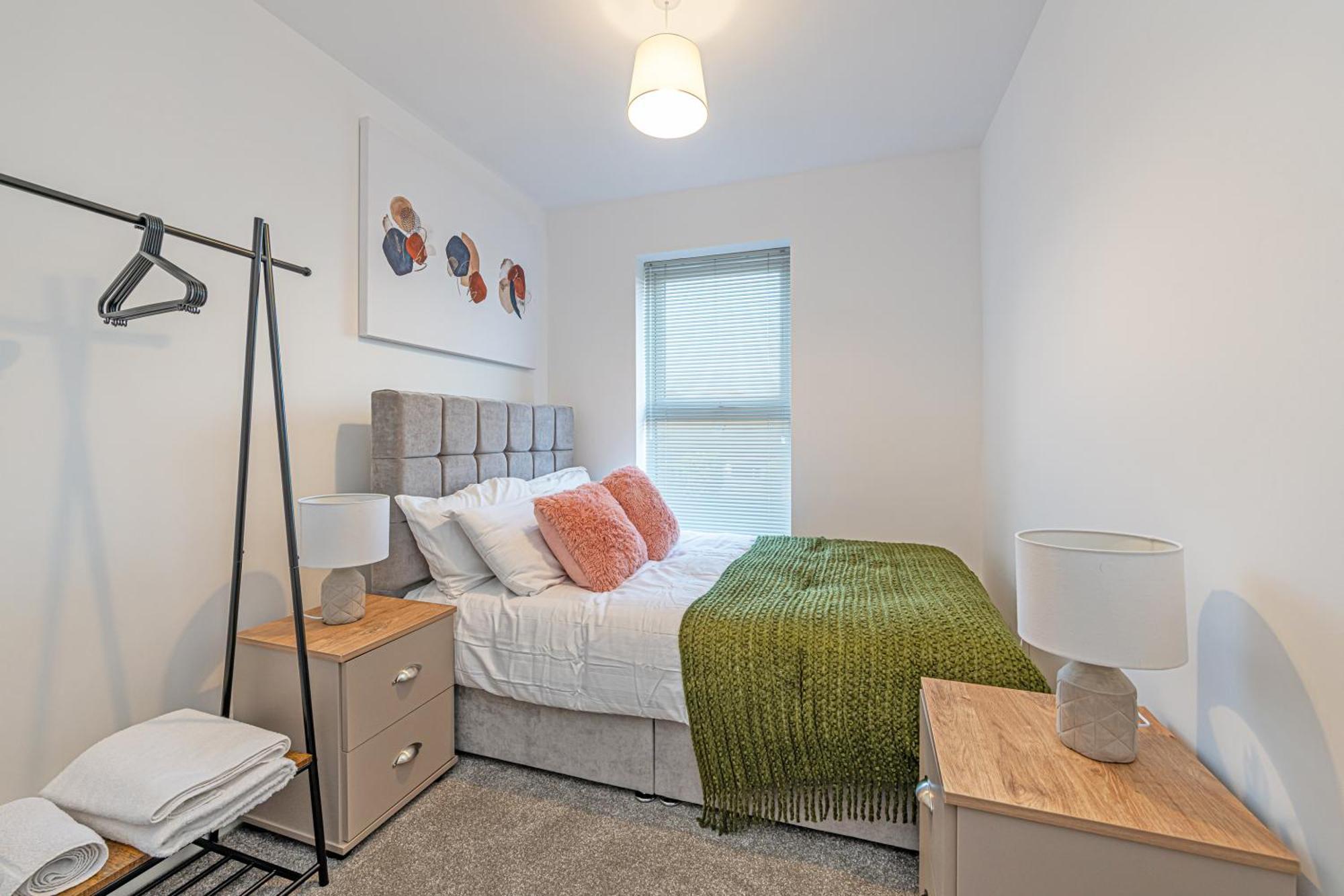 Gospel Heights Luxury Apartments With Parking Heswall Exteriér fotografie