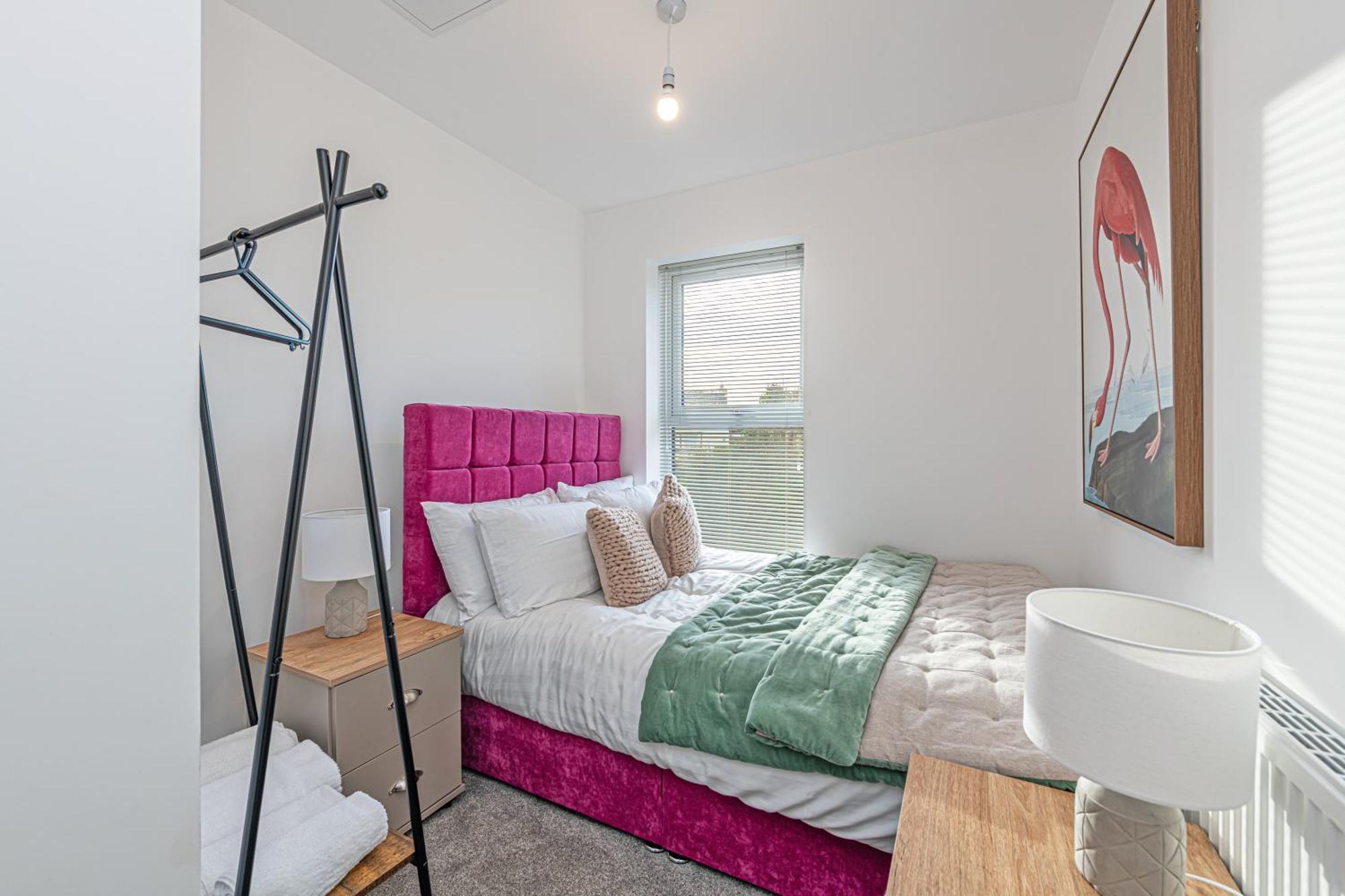 Gospel Heights Luxury Apartments With Parking Heswall Exteriér fotografie